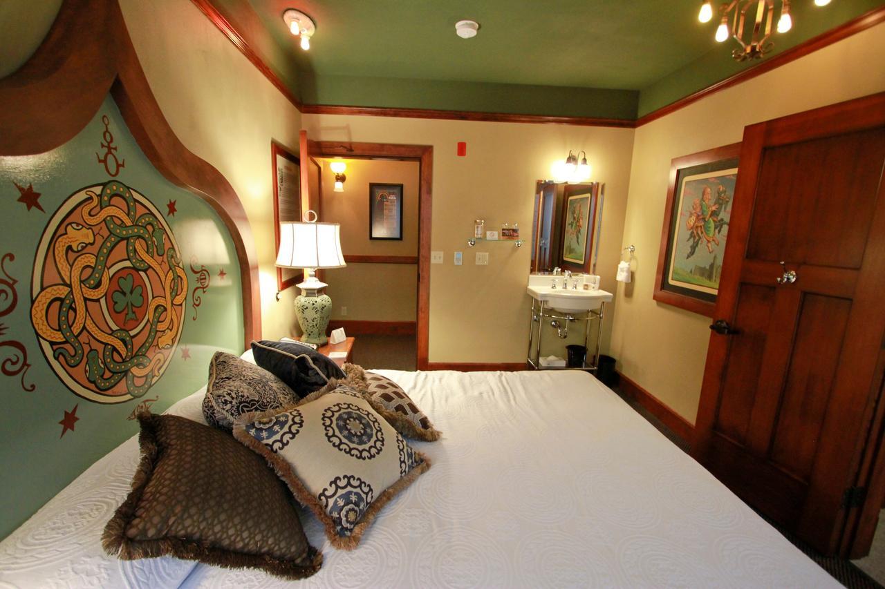 Mcmenamins Kennedy School Hotel Portland Eksteriør billede