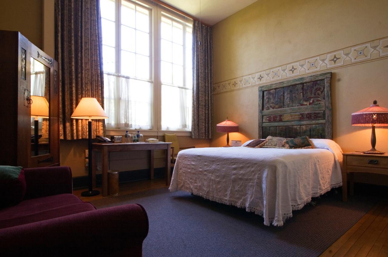 Mcmenamins Kennedy School Hotel Portland Eksteriør billede